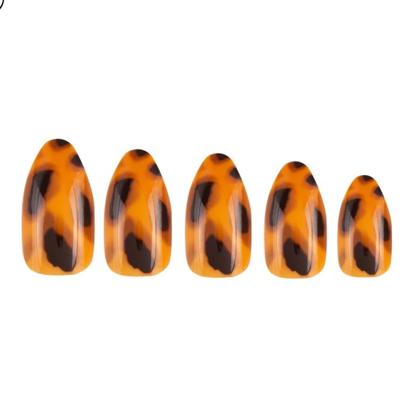 Tortoise Press on Nails - Picture 2 of 2